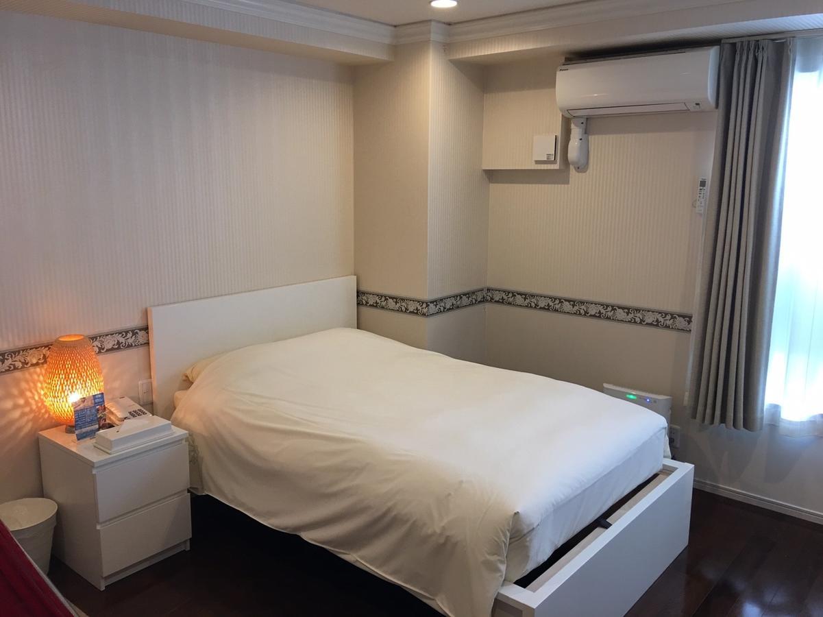 Business Hotel La Firenze Tokyo Exterior photo